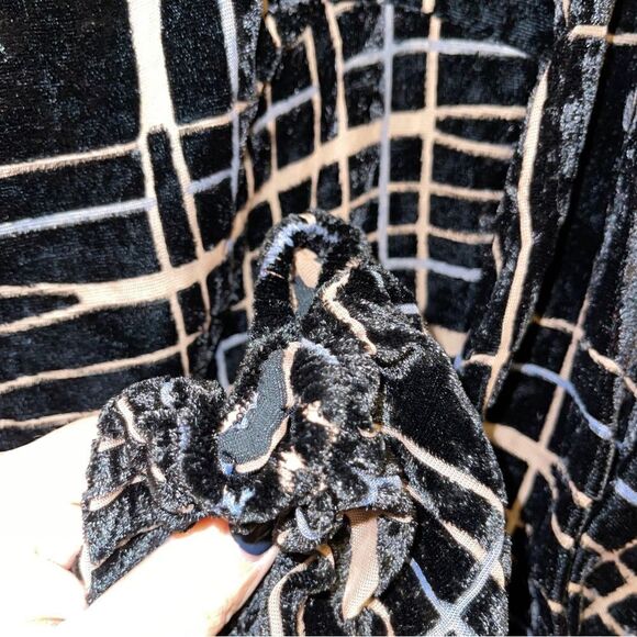 Ottod’ame Long Sleeve Dressy Shirt Size 4 - Picture 4 of 7